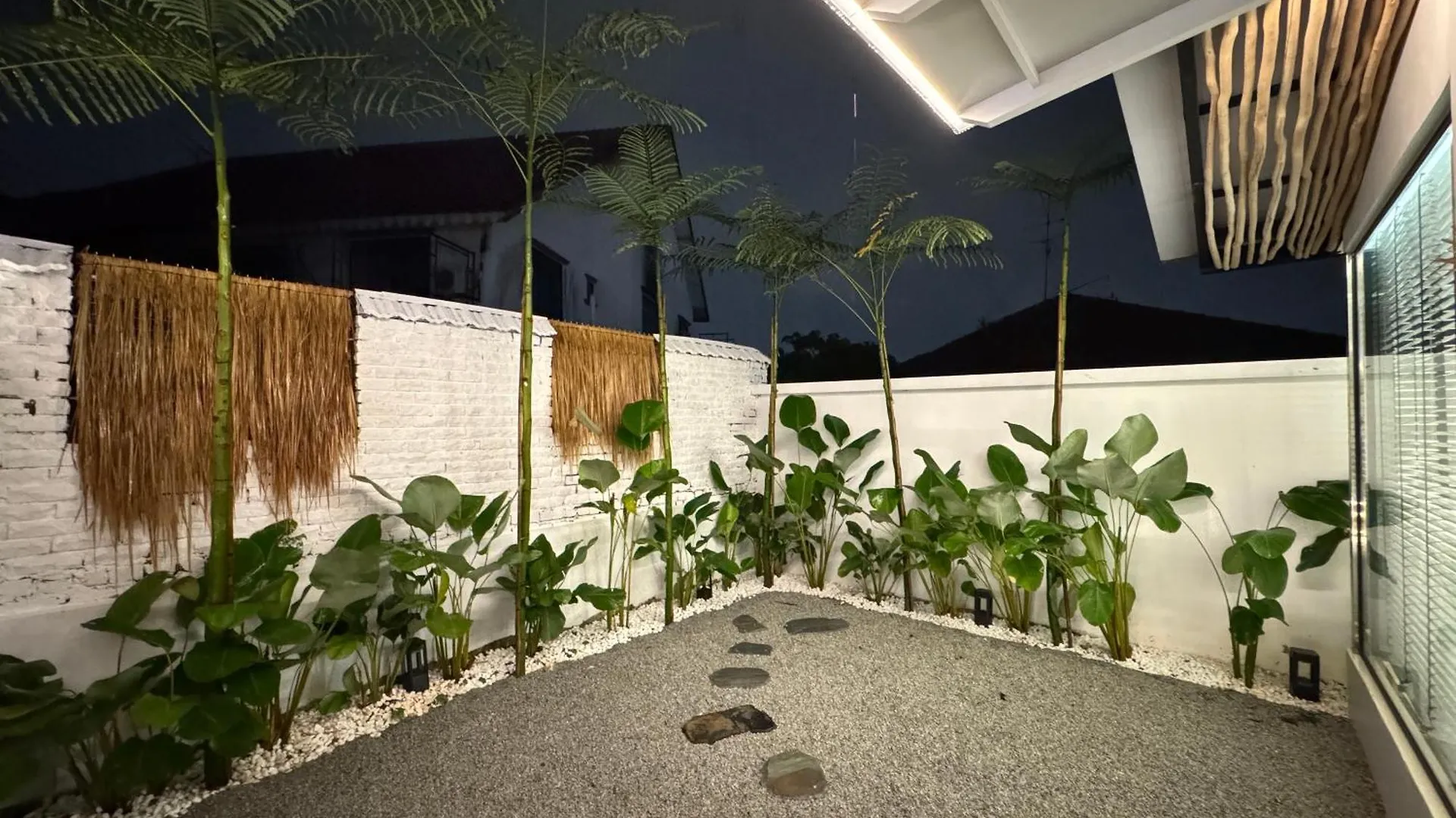 Villa Paapa & Maama Luxurious Private Pool Johor Bahru