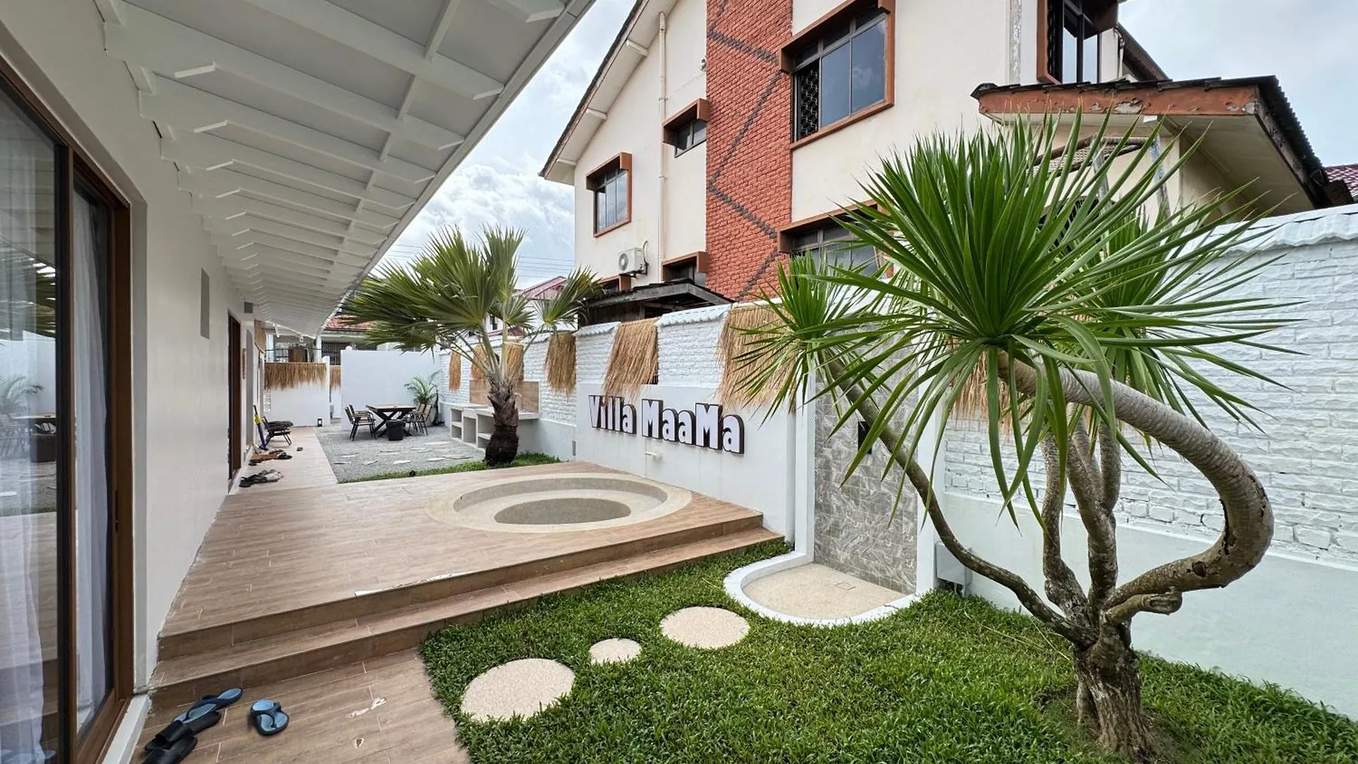 Villa Paapa & Maama Luxurious Private Pool Johor Bahru